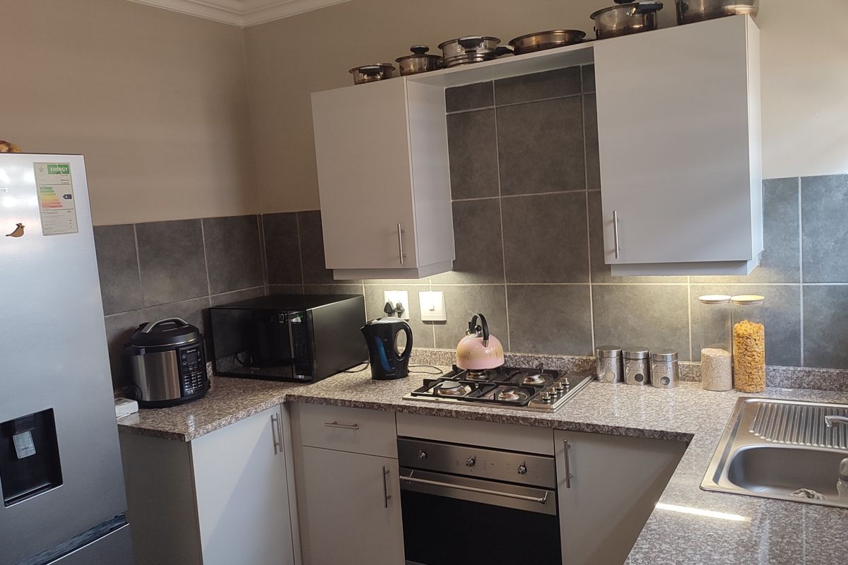 Estate Gem with Modern Comforts - Photo 2