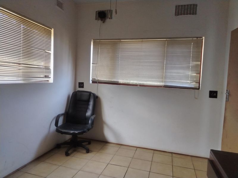 2 bedroom unit to rent in Shelly beach - Photo 6