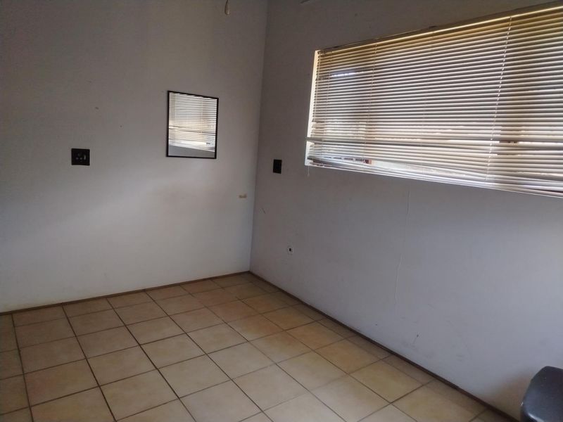 2 bedroom unit to rent in Shelly beach - Photo 5