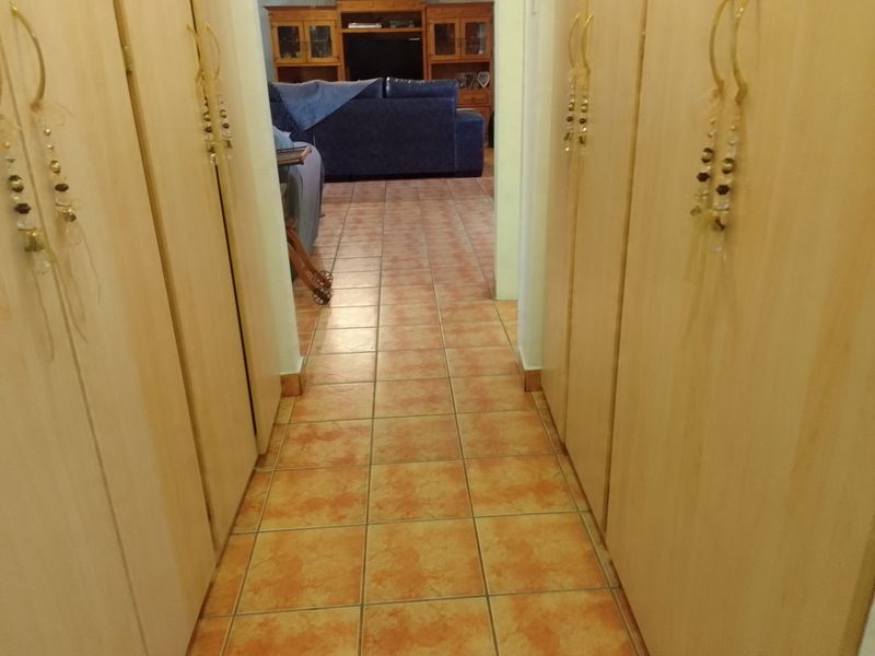 Charming House in East End - Photo 7