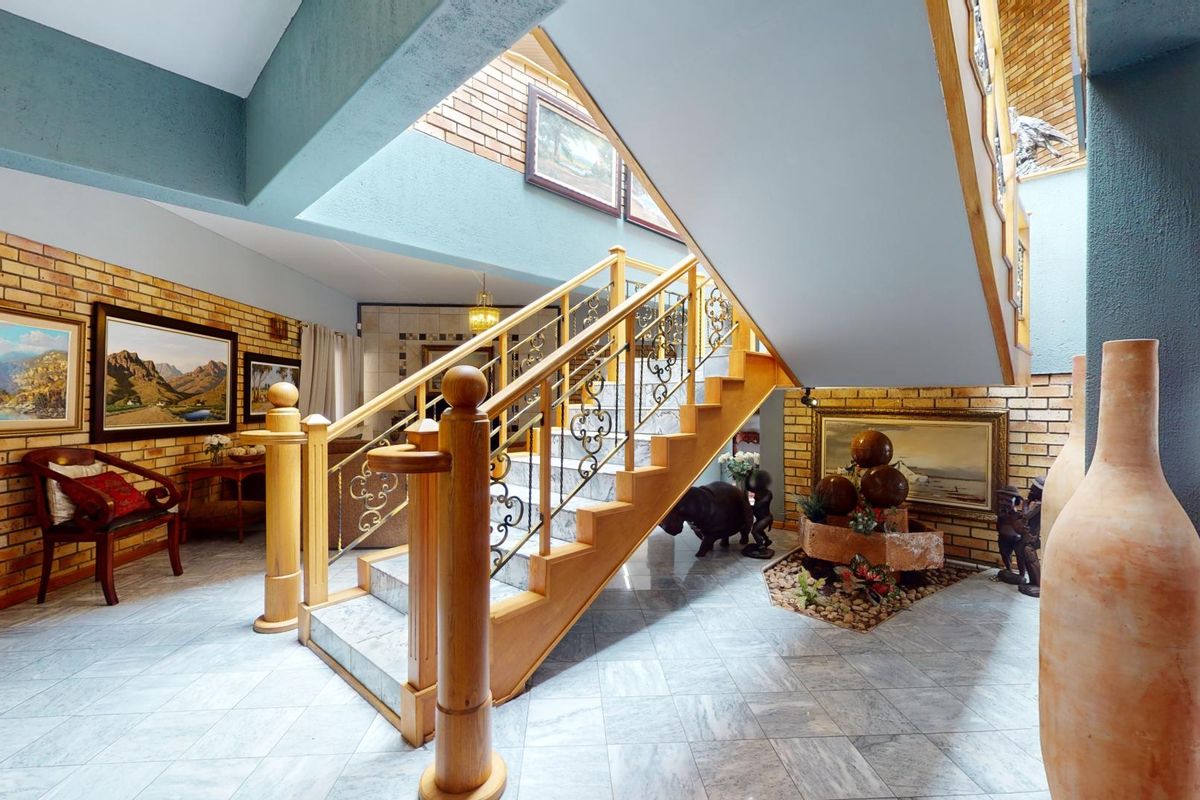 A LUXURIOUS HOME FOR SALE. - Photo 3