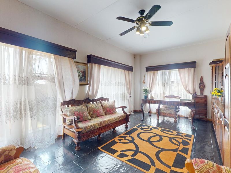 A LUXURIOUS HOME FOR SALE. - Photo 7