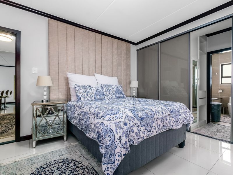 Modern Fully Furnished 3-Bedroom, 2-Bathroom First-Floor Apartment in Secure Estate - Photo 9