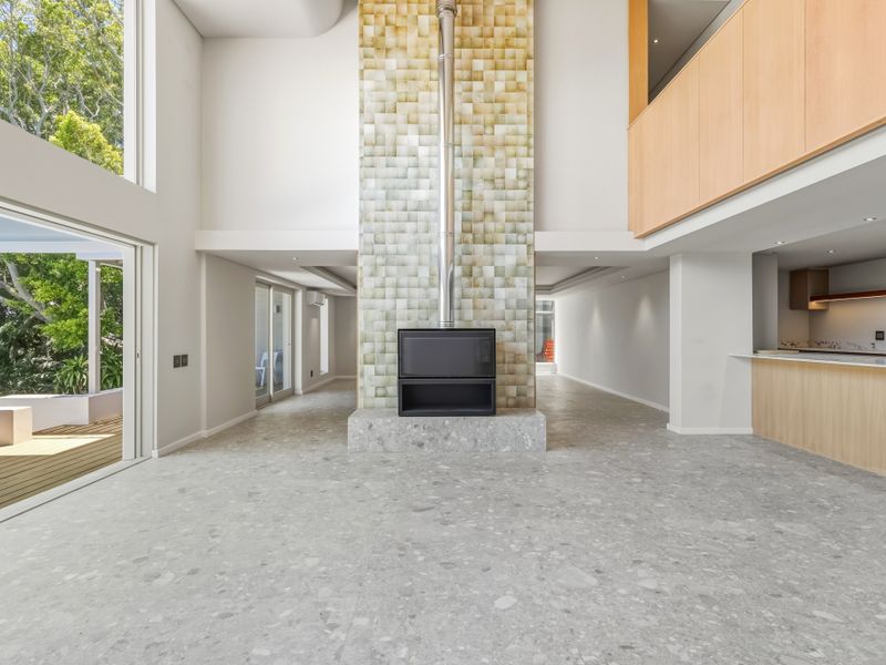 5 Bedroom Luxury Family Home - Photo 5