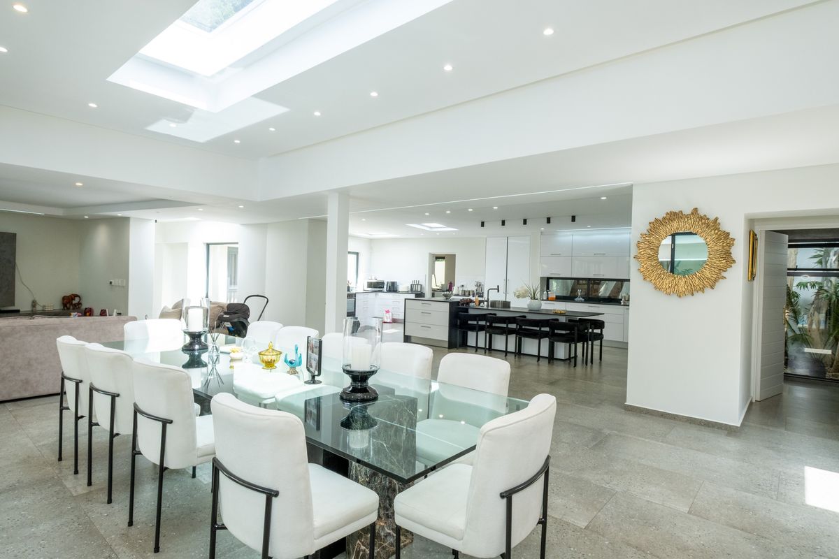 Inanda, A distinguished Family Home Designed for Living & Entertaining - Photo 3