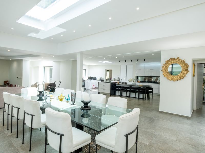 Inanda, A distinguished Family Home Designed for Living & Entertaining - Photo 3