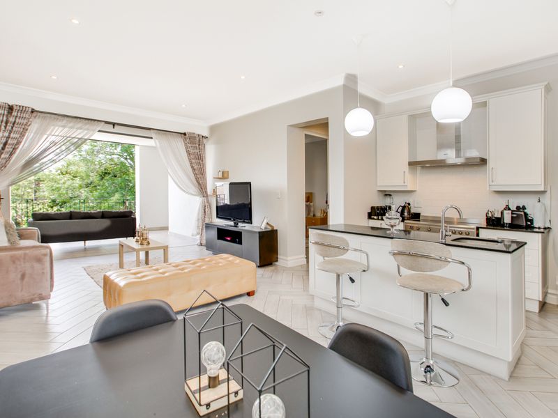 Where Elegance Meets Convenience – Your Bryanston Apartment Awaits - Photo 7