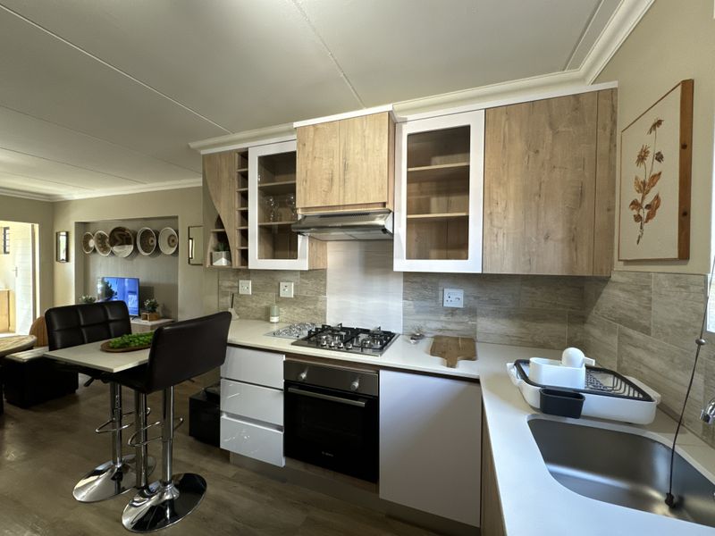 3 Bedroom Apartment For Sale. All Costs Included. - Photo 4