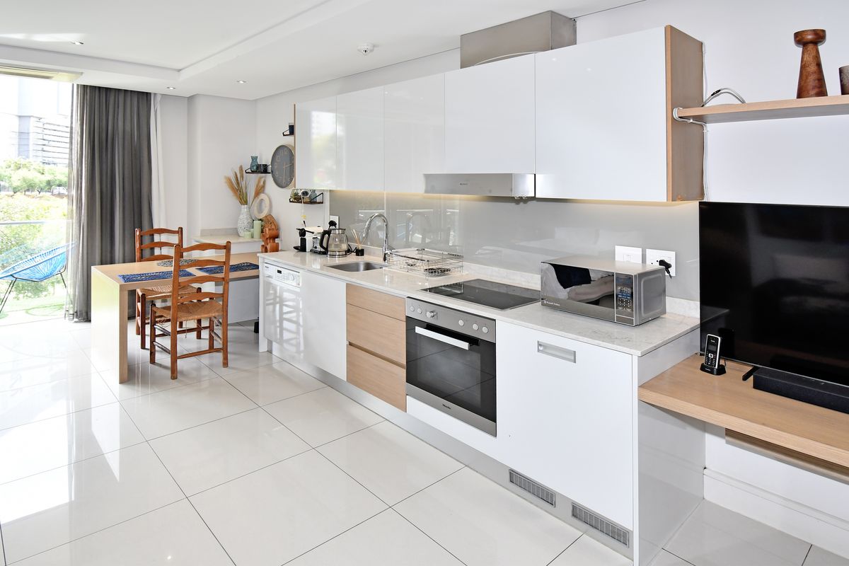 FURNISHED STUDIO FOR SALE AT METROPOLIS ON PARK - Photo 3