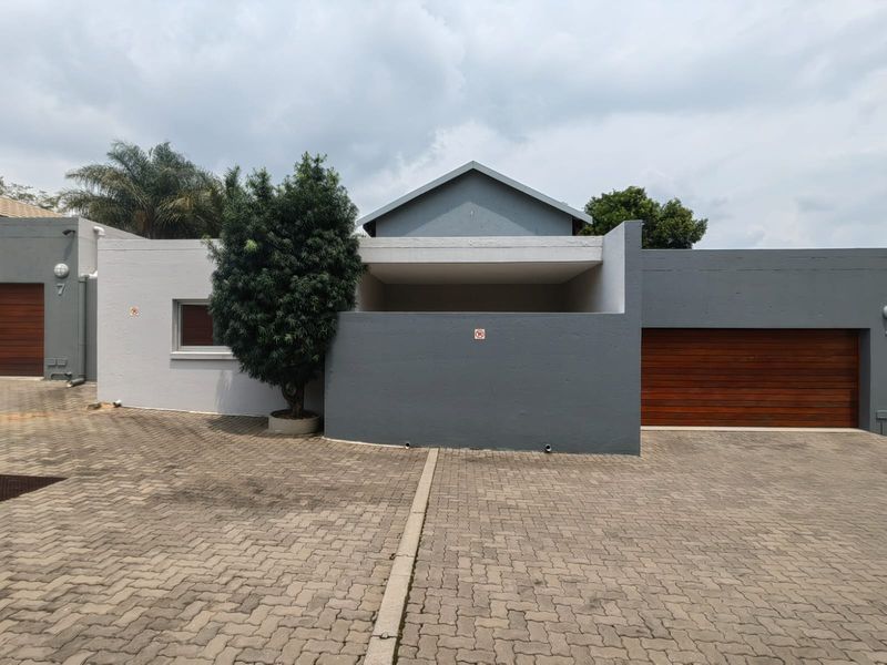 3 Bedroom Single-Storey Cluster for Sale in Essexwold - Photo 1