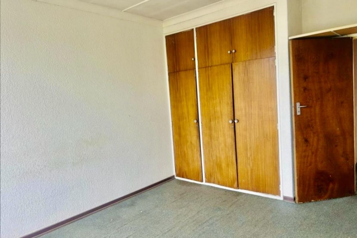 Modern 2-Bedroom Cluster in Secure Complex – Byrne Village, Elsburg. - Photo 5