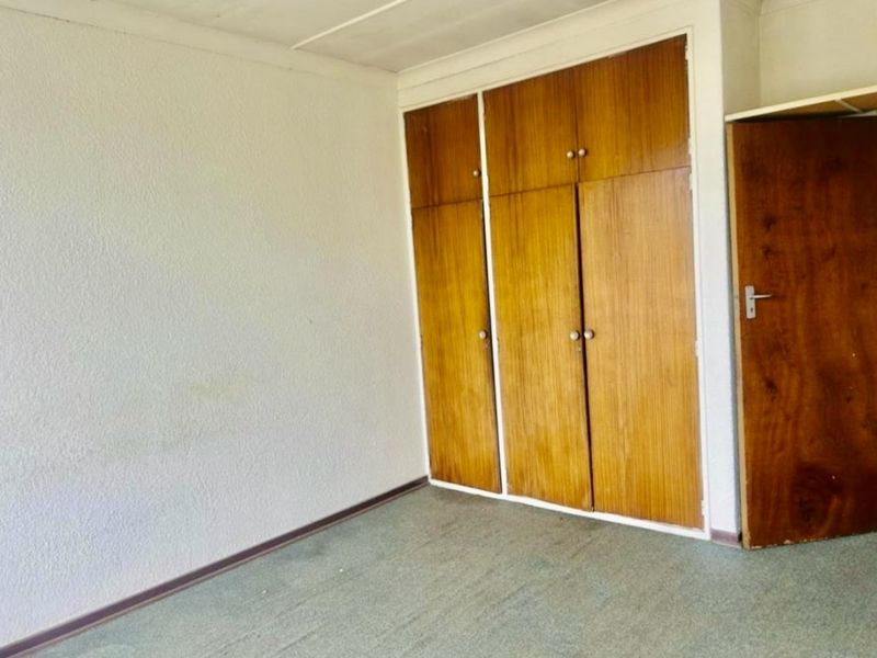 Modern 2-Bedroom Cluster in Secure Complex – Byrne Village, Elsburg. - Photo 5