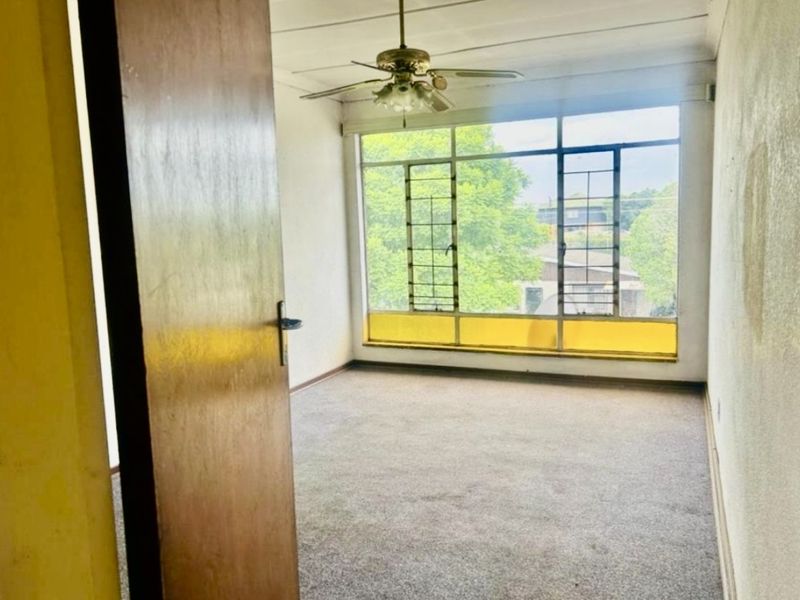 Modern 2-Bedroom Cluster in Secure Complex – Byrne Village, Elsburg. - Photo 8