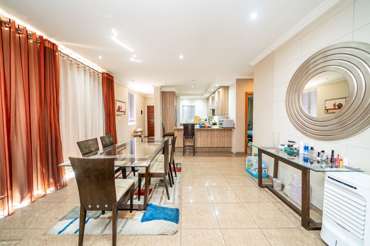 2 BEDROOM FURNISHED APARTMENT FOR SALE AT BEDFORD SQUARE - Photo 4