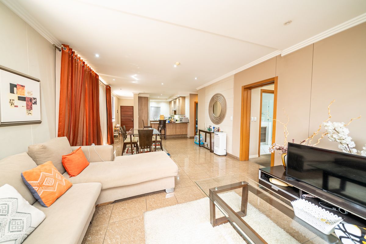 2 BEDROOM FURNISHED APARTMENT FOR SALE AT BEDFORD SQUARE - Photo 3