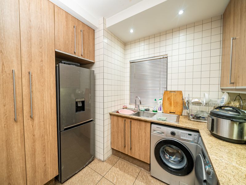 2 BEDROOM FURNISHED APARTMENT FOR SALE AT BEDFORD SQUARE - Photo 10