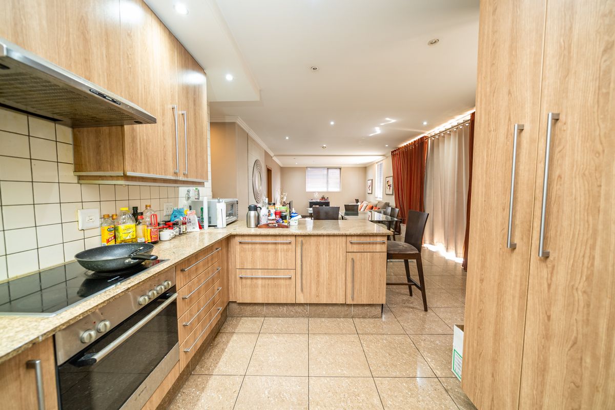 2 BEDROOM FURNISHED APARTMENT FOR SALE AT BEDFORD SQUARE - Photo 2