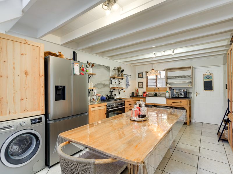 3 Bedroom 2 Bathroom Lonehill Village Estate - Photo 3