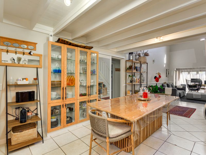 3 Bedroom 2 Bathroom Lonehill Village Estate - Photo 2