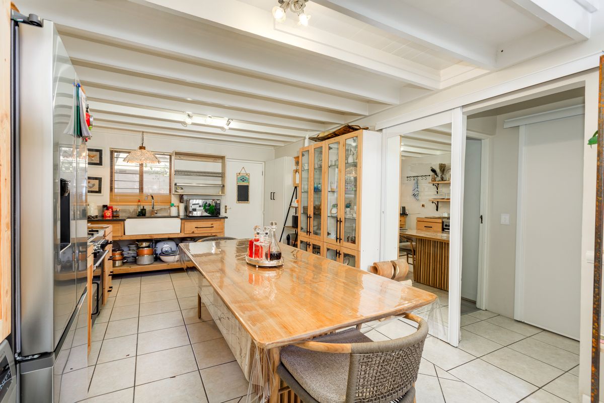 3 Bedroom 2 Bathroom Fully Furnished Lonehill Village Estate - Photo 4