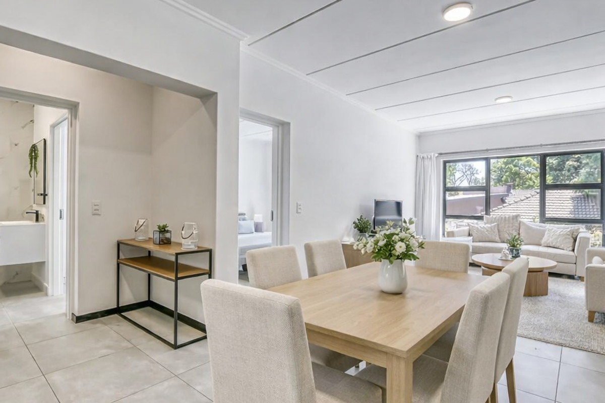 Ultra-Modern 2 Bed, 2 Bath Apartment to Rent in Key West Bryanston - Photo 2