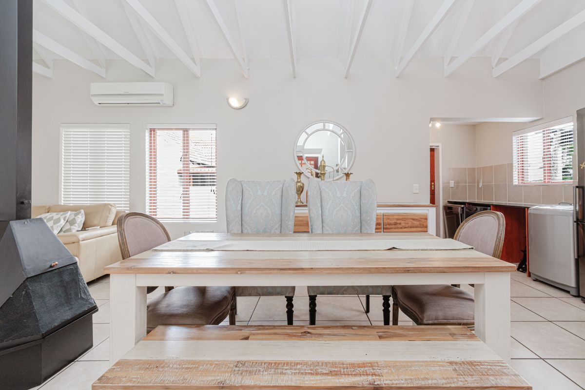 A Beautifully Designed 3 Bedroom  2 Bathroom Home That Feels Like Home the Moment You Walk In - Photo 4