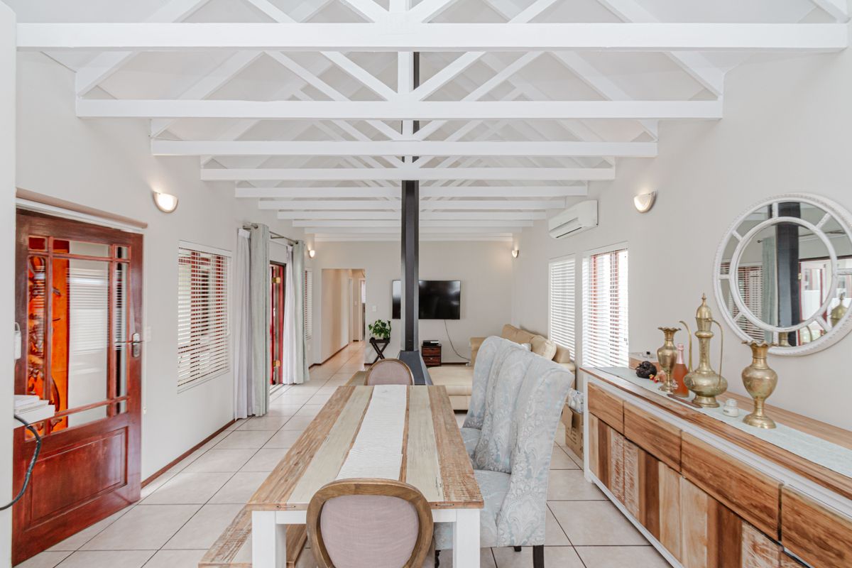 A Beautifully Designed 3 Bedroom  2 Bathroom Home That Feels Like Home the Moment You Walk In - Photo 2