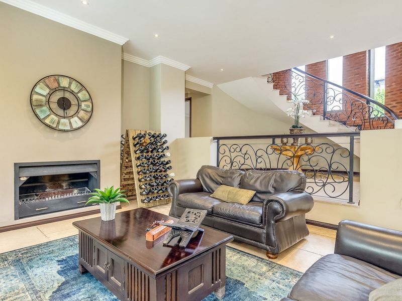 An Exquisite Tuscan-Inspired Luxury Residence in Prestigious Bryanston East - Photo 6