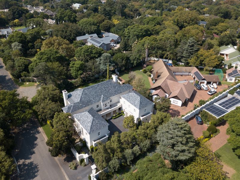 Exclusive Mandate - Sophisticated Bryanston Living in a Stunning Georgian-Inspired Home - Photo 2