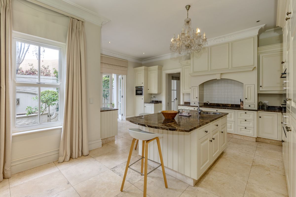 Exclusive Mandate - Sophisticated Bryanston Living in a Stunning Georgian-Inspired Home - Photo 4