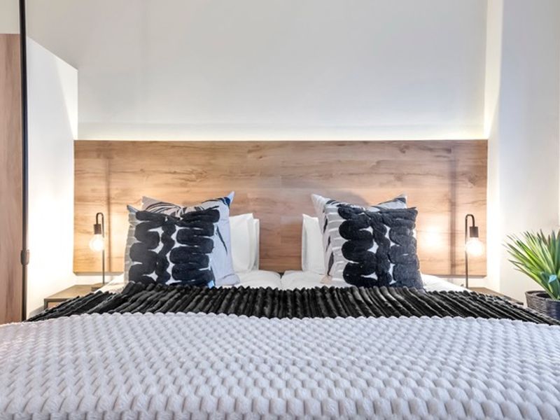 FURNISHED STUDIO APARTMENT FOR RENT IN SANDTON - Photo 9