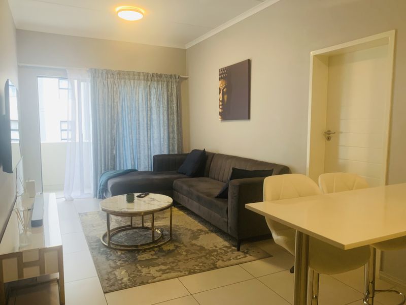 Modern Lock-Up-and-Go in Midrand’s Prime Location - Photo 6