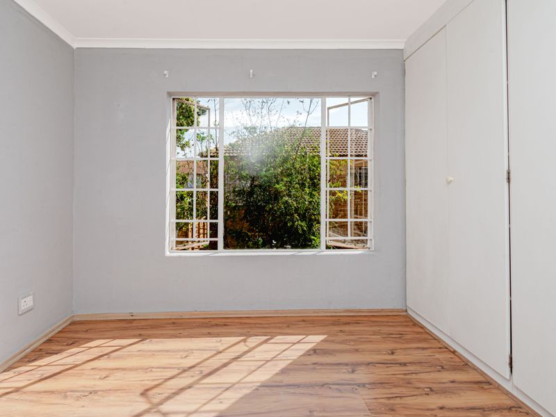 2 Bed 1 Bath Freestanding Cluster for Sale – North Riding - Photo 10