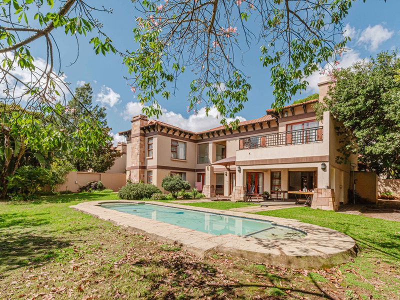 5 Bedroom Home with Inverter - Photo 2