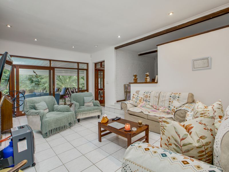 Versatile Living in Hamilton Enclosure - Photo 7