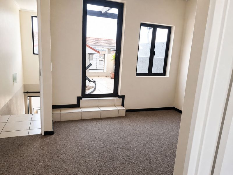 Modern 1-Bedroom Loft in Casablanca - Photo 5