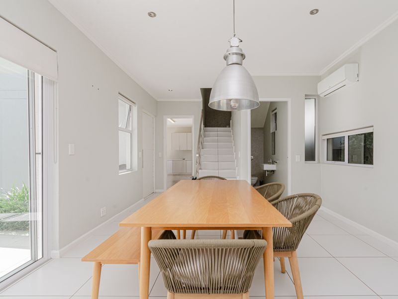 3 Bedroom Modern Home on Mount Street Bryanston - Photo 3