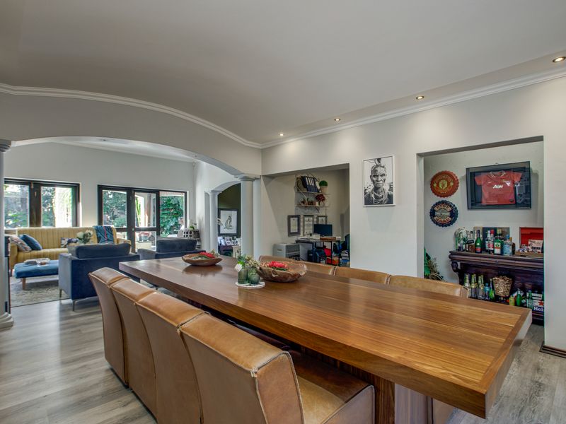Sophisticated Family Living in Exclusive Bryanston East - Photo 5
