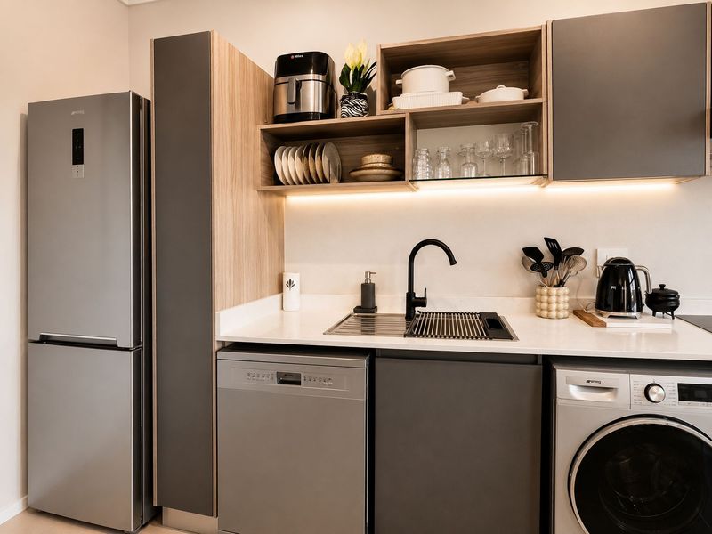 One Bedroom Modern Apartment - Photo 5