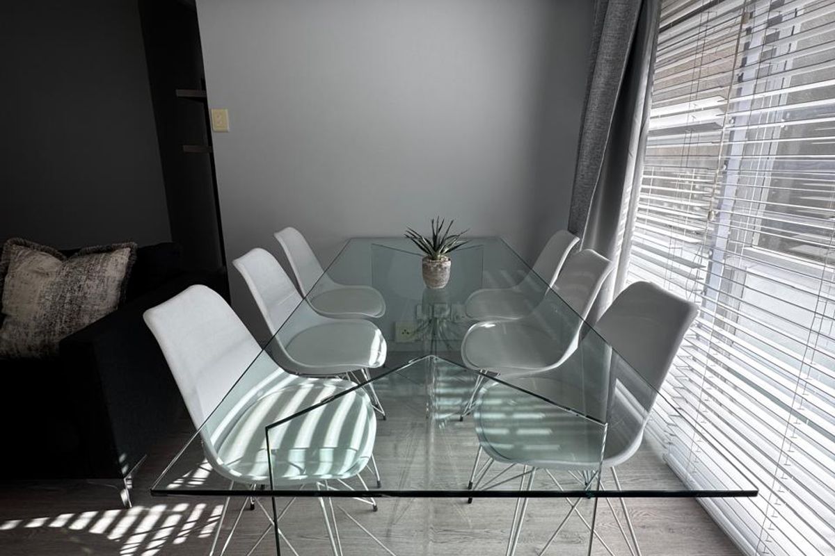 FULLY FURNISHED, AVAILABLE IMMEDIATELY - CENTRALLY POSITIONED - WITH PARKING - Photo 4