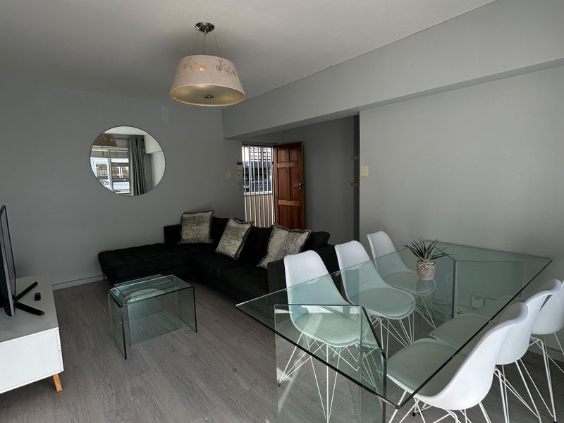 FULLY FURNISHED, AVAILABLE IMMEDIATELY - CENTRALLY POSITIONED - WITH PARKING - Photo 4