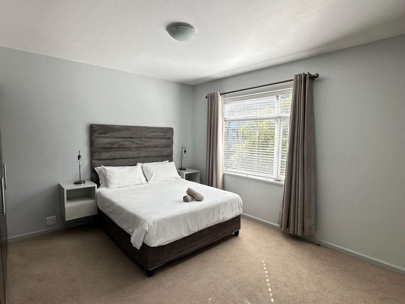 FULLY FURNISHED, AVAILABLE IMMEDIATELY - CENTRALLY POSITIONED - WITH PARKING - Photo 6