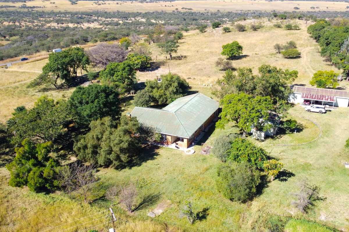 Game and grazing Mixed Thornveld land - Photo 4