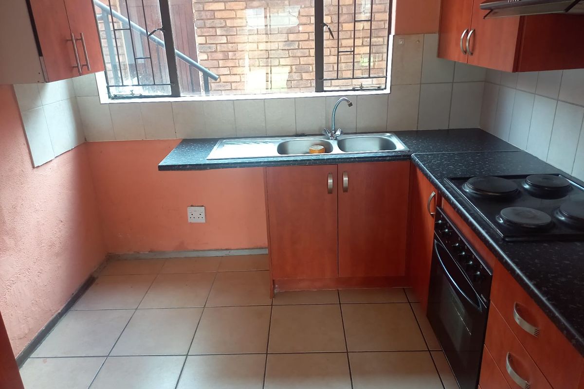 Modern Comfort in Edleen – Your Ideal Apartment Awaits! - Photo 3