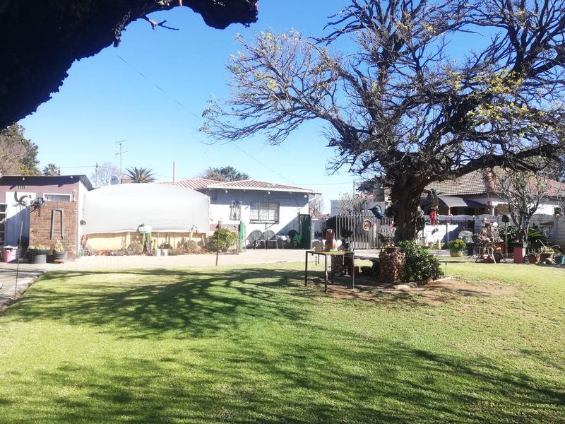 Spacious 3 Bedroom  Family Home in Sonland Park at Bargain Price - Photo 3