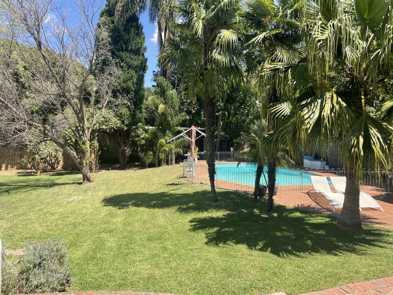 You’ll want this prime property in the Hazelwood hub - Photo 6