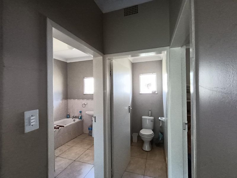 Charming 4 bedroom House for sale in Univeristas - Photo 10