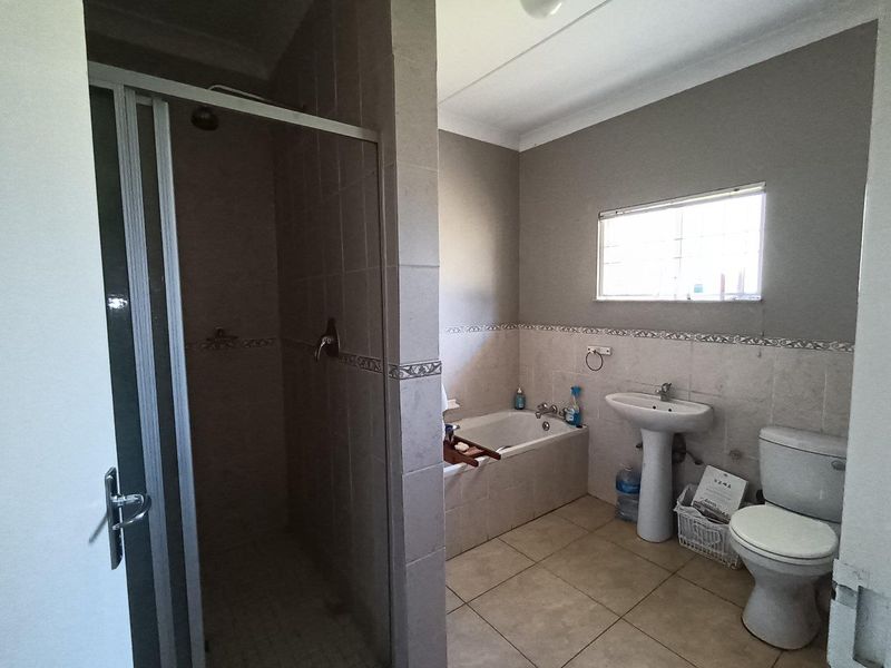 Charming 4 bedroom House for sale in Univeristas - Photo 9