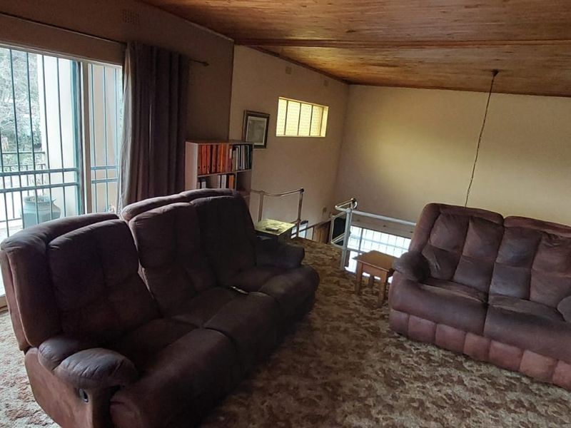 2.14 ha plot. With 4 Bedroom home!! Build your dream here. - Photo 6