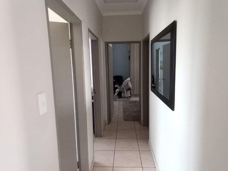 Beautiful almost new townhouse!! - Photo 7